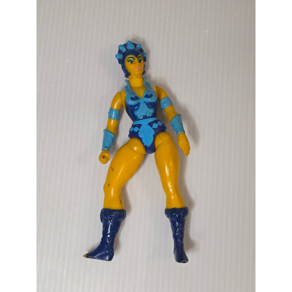 Mattel Evil-Lyn Action Figure 5.5in Yellow Blue Fair 1982 MOTU